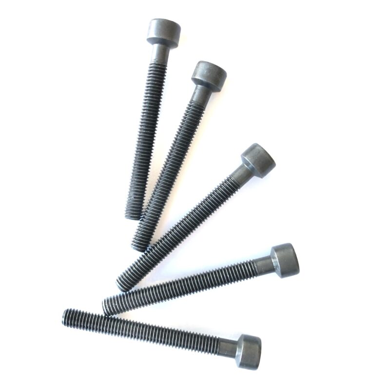 Śruba mocująca pompowtryskiwacz 2.5TDI